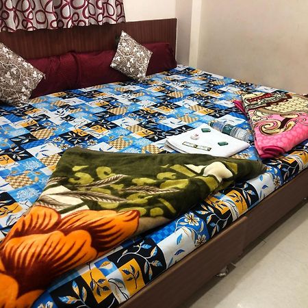 אויאיין New Yanti Guest House מראה חיצוני תמונה