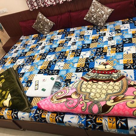 אויאיין New Yanti Guest House מראה חיצוני תמונה