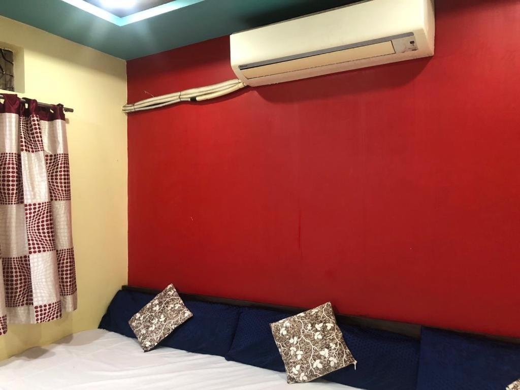 אויאיין New Yanti Guest House מראה חיצוני תמונה