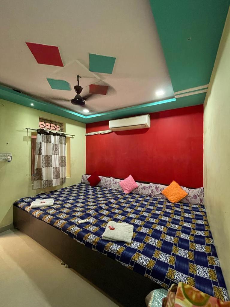 אויאיין New Yanti Guest House מראה חיצוני תמונה